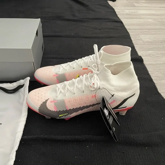 Nike Mercurial X ピンク/ホワイト/ブラック 26,5cm Nike Mercurial Superfly VIII Elite FG - White/Black/Bright
